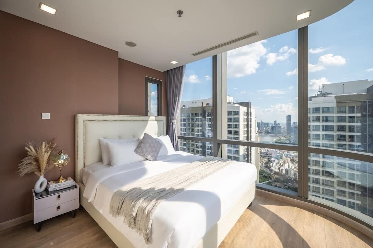 Apartemen Deluks, 2 kamar tidur, pemandangan kebun | Seprai premium, tempat tidur Select Comfort, brankas, dan meja kerja