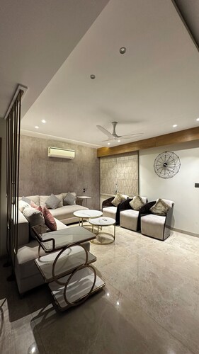 Woodlands Apartment - Fully Furnished Luxury Apartment