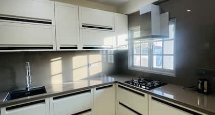 Woodlands Apartment - Fully Furnished Luxury Apartment