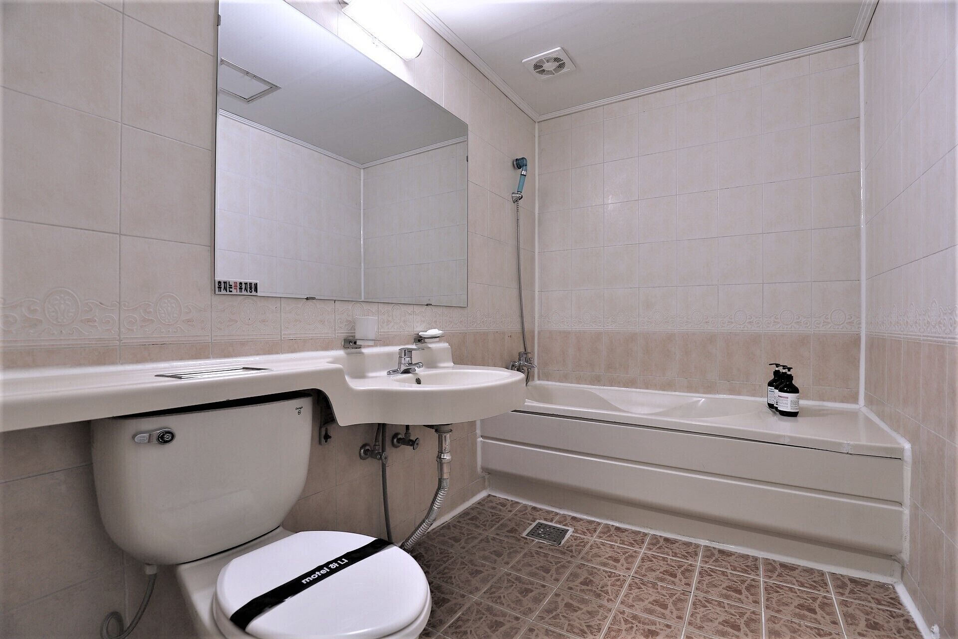 Classic Double Room | Bathroom | Rainfall showerhead, designer toiletries, hair dryer, bathrobes