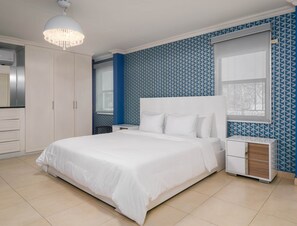 6 chambres, fer et planche à repasser, Wi-Fi, draps fournis