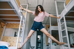 Room - Gia dormitory (Tel Aviv)