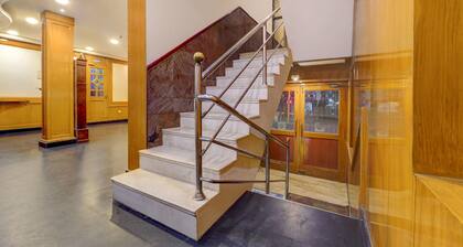 Itsy Hotels Coastal Grand Sathyam