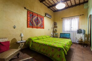 Room, 1 Bedroom, Smoking | 1 bedroom