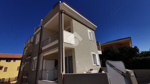 Unclassified image, 3 of 13, button - Casa Arborea con Vista Mare (Castelsardo)