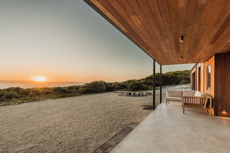 Terrace/patio. Native Dog Cabin