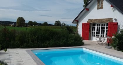 Granges de la porte d'Aspe à l'entrée de la vallée d'Aspe