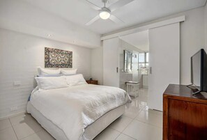 3 chambres, fer et planche à repasser, Wi-Fi gratuit, draps fournis