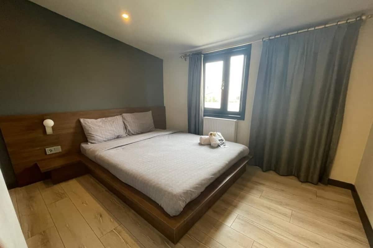 Bộ đồ giường cao cấp, nệm Tempur-Pedic 