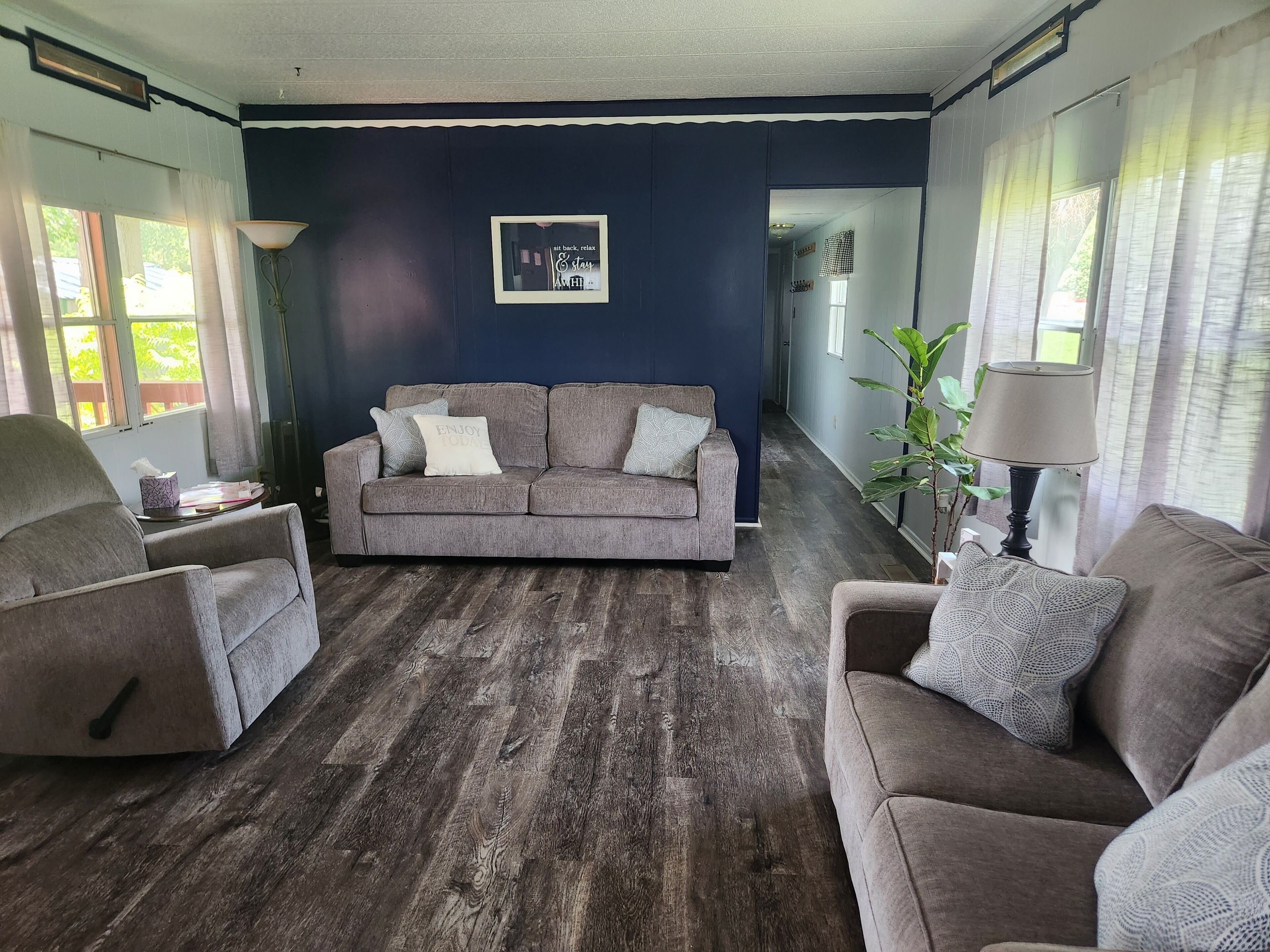 Cabin, 3 Bedrooms, Patio | Living room | Books