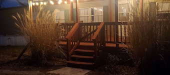 Quiet & Cozy Cottonwood Cottage in Scotia