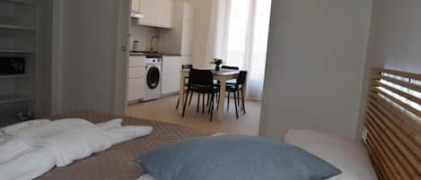 Apartment, 2 Schlafzimmer, Balkon, Stadtblick