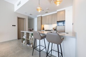 아파트, 침실 1개, 장애인 지원, 발코니 | 거실 공간