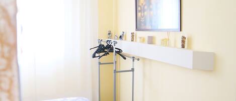 Chambre Double Standard | Matelas mémoire de forme, décoration personnalisée