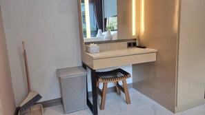 Appartement, 1 chambre, accessible aux personnes à mobilité réduite, balcon | Intérieur