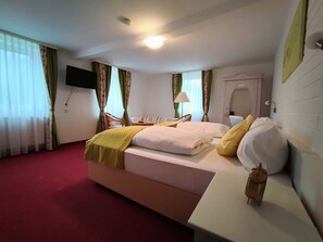 Room, 1 Bedroom, Smoking, Balcony | 1 bedroom - Room in Guest Room - Pension Forelle Double Room (Forbach)