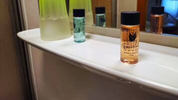 Room, 1 Bedroom, Smoking, Balcony | Bathroom