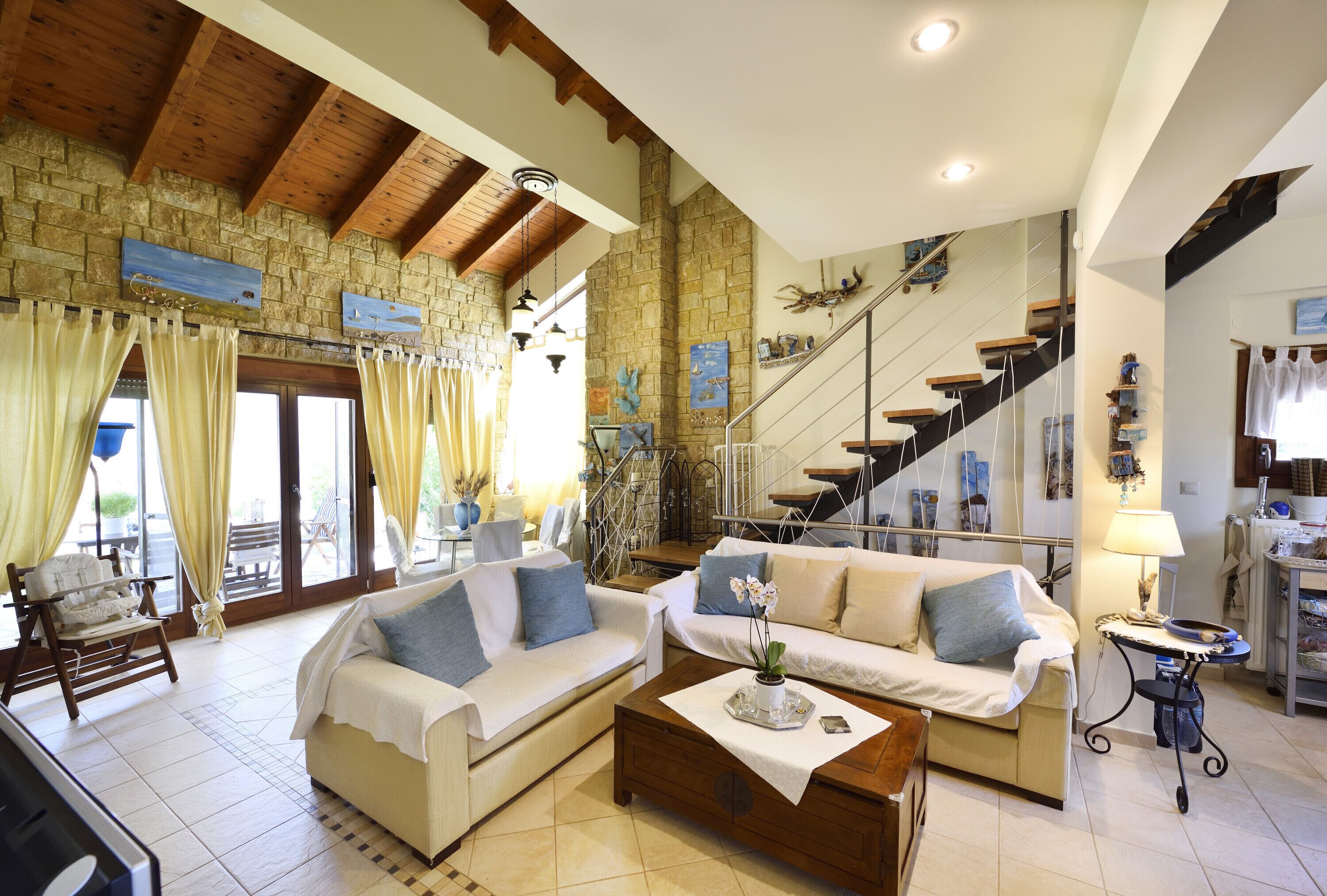 TV connectée, cheminée