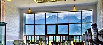 Kashmir Holiday Resort