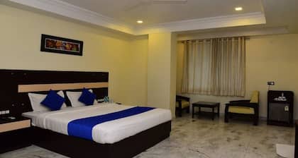 Hotel Mantri Residency