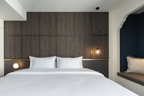 Memory foam beds, minibar, laptop workspace, soundproofing