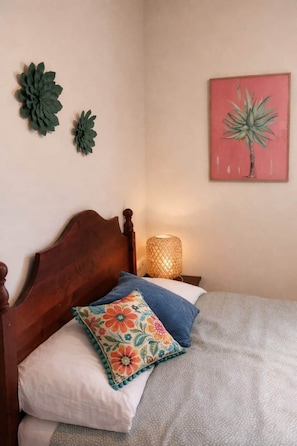 2 bedrooms, iron/ironing board, WiFi, bed sheets - Masía de San Juan House nº5 (sleeps 2 to 4) (Altura)
