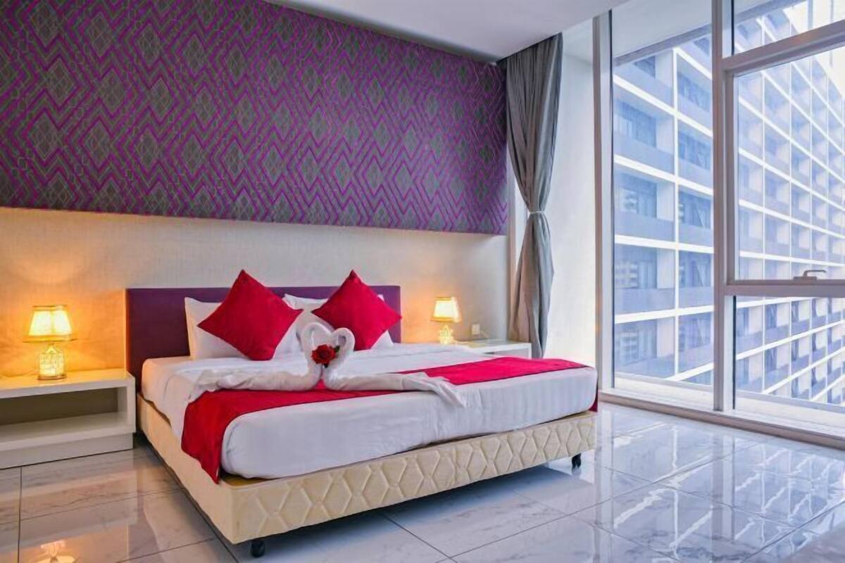 2 bedrooms, in-room safe, desk, laptop workspace