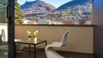 Departamento, 1 habitación, con acceso para personas discapacitadas, balcón | Vista desde la propiedad