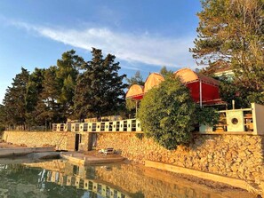 Beach - Green Apartment for 3 (Novalja)