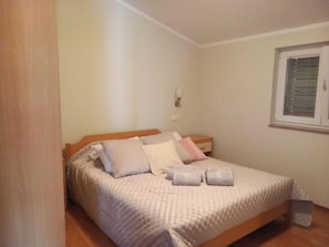 Family Apartment, 2 Bedrooms, Terrace, Courtyard View