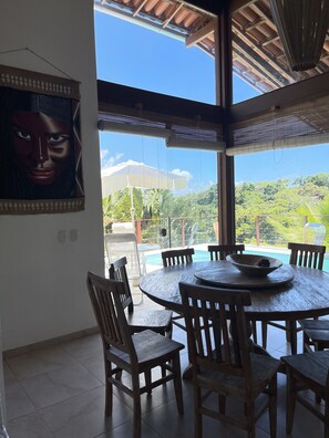 Dining room - Bia Trixx's Home (Porto Seguro)