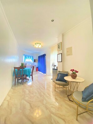 Family Suite Room With Kitchen | Private kitchen