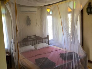 4 Schlafzimmer, Zimmersafe, kostenloses WLAN, Bettwäsche