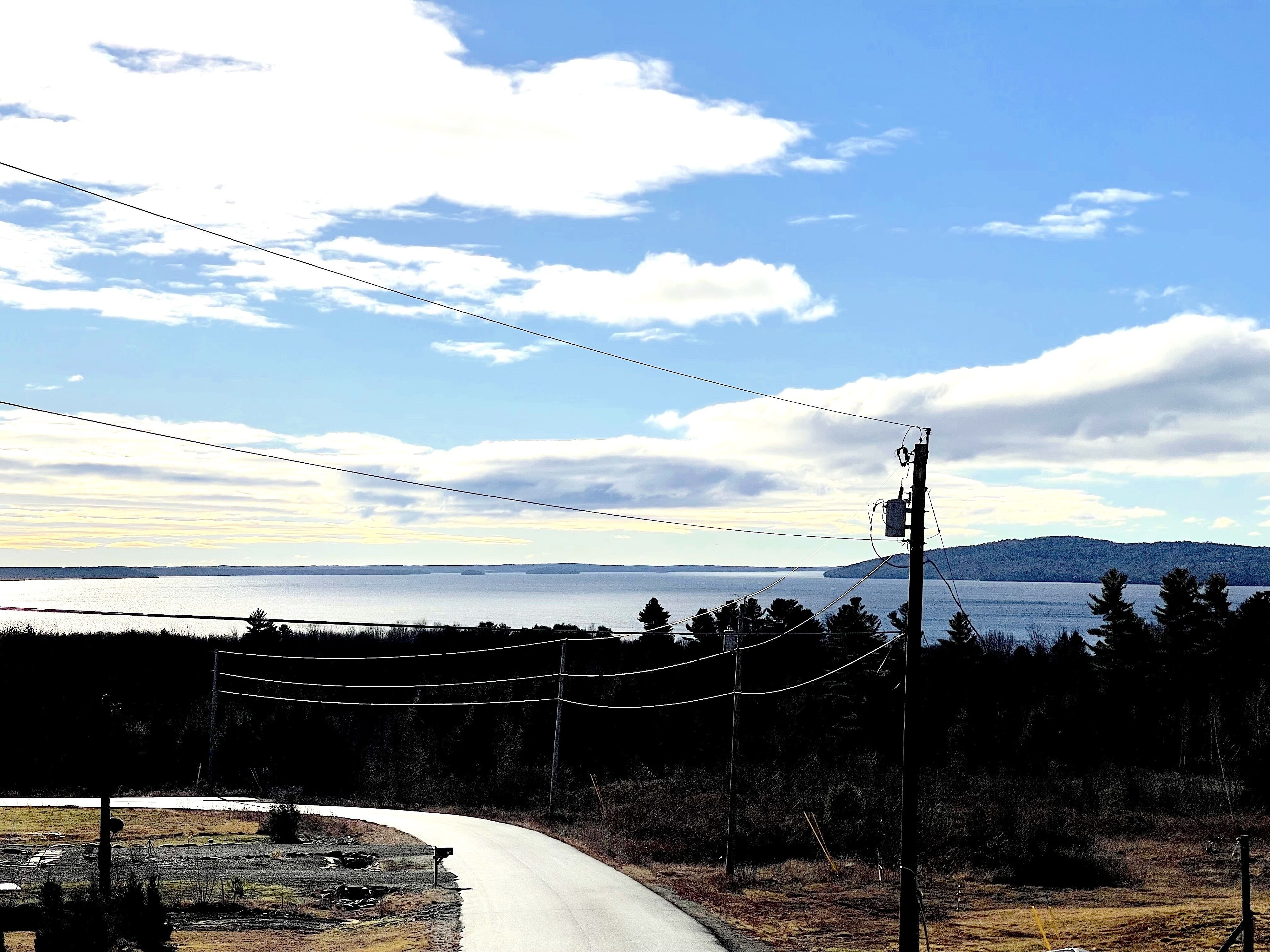 New construction 3 bedroom house centrally located to Maine Coast