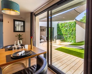 Dining - ❤️ Relaxing night in Nantes - Balneo XXL - Air conditioning (Nantes)