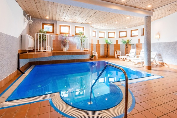 Apartment | Pool | Outdoor pool
