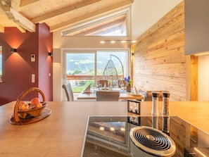 Private kitchen - Top Holiday Apartment in Piesendorf (Piesendorf)