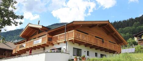 Apartment | Exterior