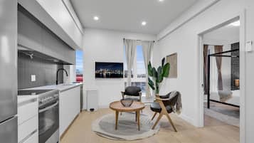 Junior Apartment | Living area | TV, Netflix, streaming services
