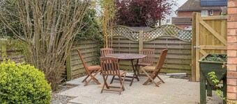 3 bedroom accommodation in Rugby