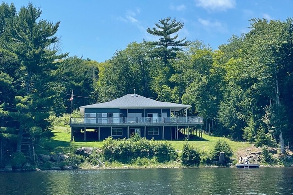 Blue Lodge Seeseite