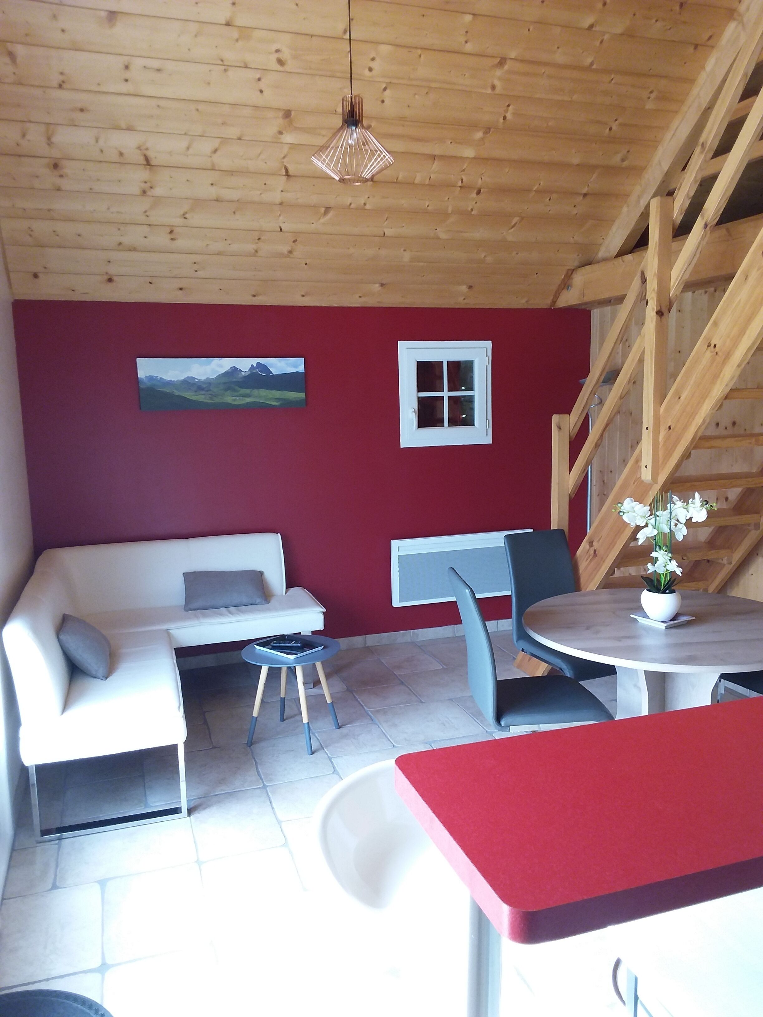 TV, table football, ping pong