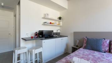 1 camera, ferro/asse da stiro, Wi-Fi gratuito, lenzuola