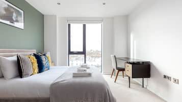 2 bedrooms, hypo-allergenic bedding, iron/ironing board, free WiFi