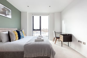 2 bedrooms, hypo-allergenic bedding, iron/ironing board, free WiFi