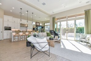Interior - Luxury Home with pool 30 minutes from Superbowl & 10 minutes from Phoenix Open! (Scottsdale)