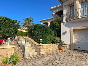 Exterior - Villa with sea view (VC)