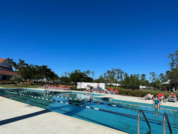 Beheizter Pool