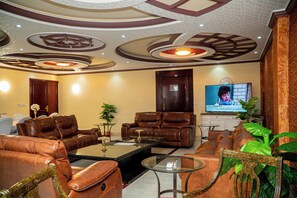 Phòng Suite Grand | 1 phòng ngủ, nệm cao su hoạt tính (memory foam), két bảo mật tại phòng 