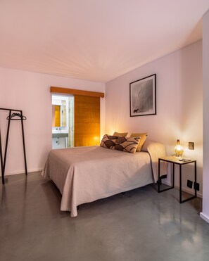 2 bedrooms, free WiFi, bed sheets - Amazing Roof Top Views, 5 Minute Walk From The Beach. Centro Historico (Mazatlán)